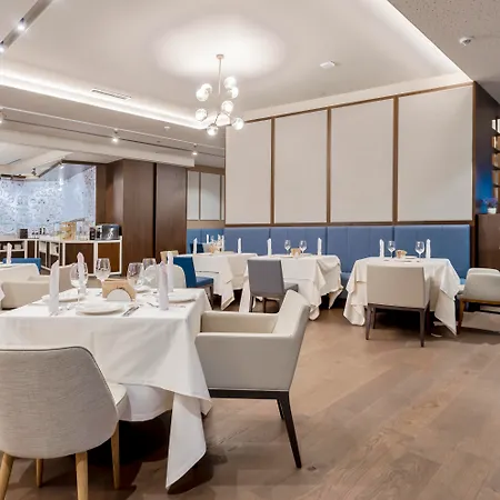 מלון Bulgaria 4*